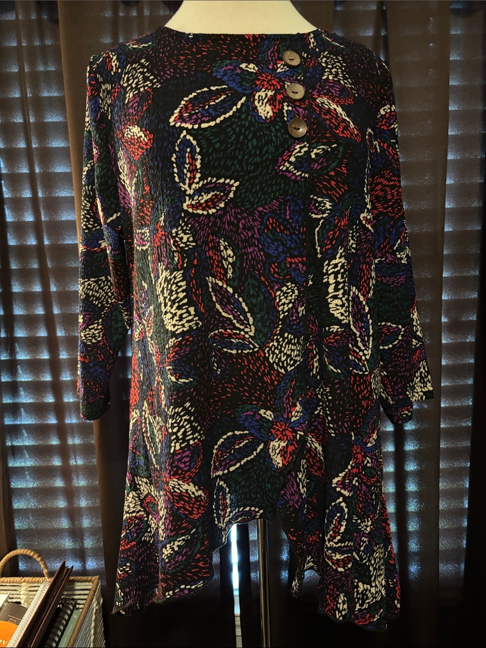 CALEOOA Floral-Print Knit Tunic in Black, Red, Purple, Green